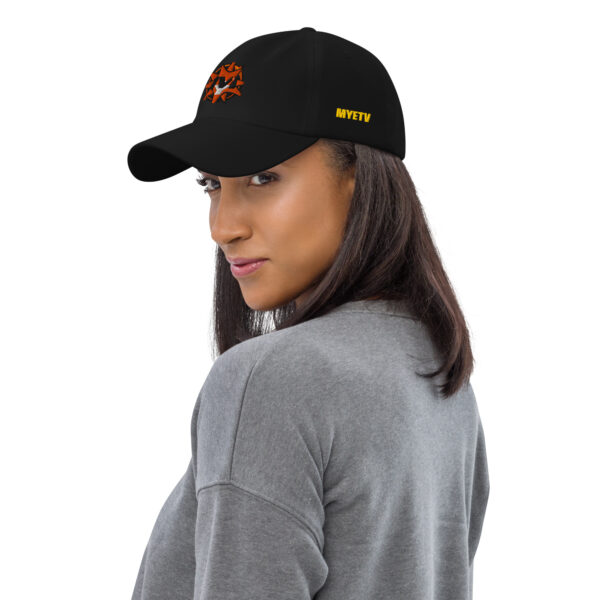Simple hat with embroidery by MYETV - Image 2